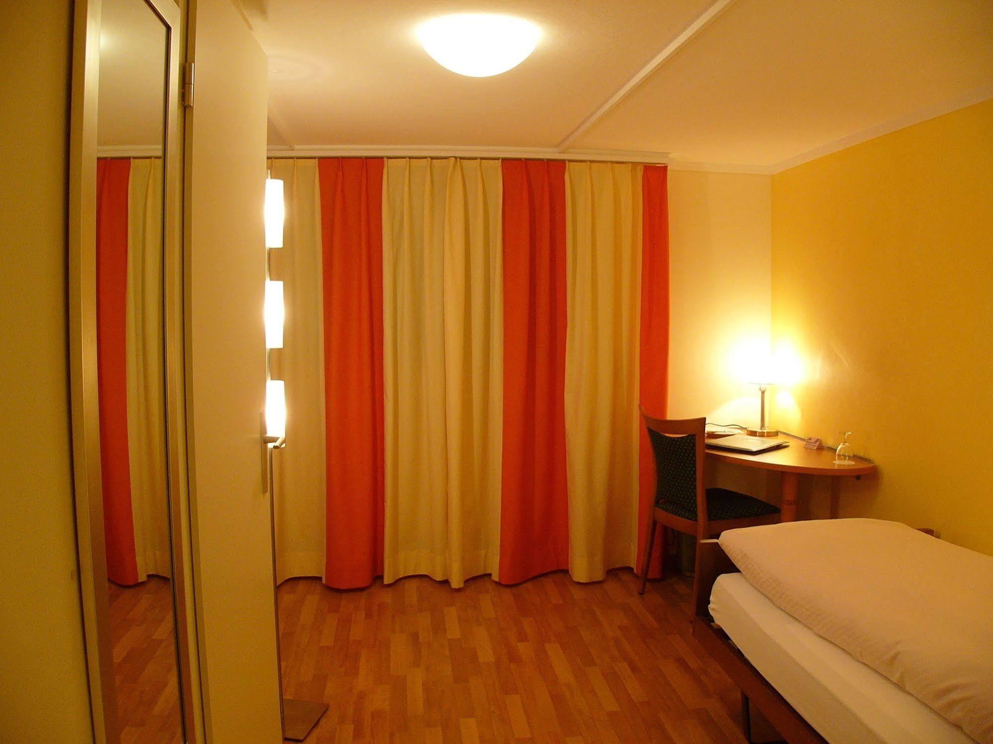 Hotel Restaurant Eichberg Seengen Extérieur photo